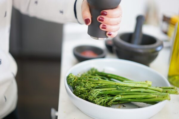 broccolini, kitchen, cooking-2952243.jpg